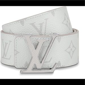 Men’s Louis Vuitton belt